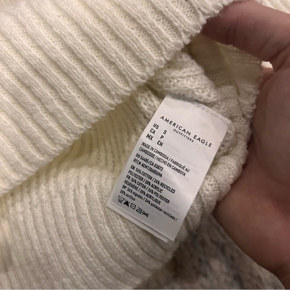 American Eagle Knit Sweater White Long Sleeve with Buttons - Picture 2 of 4